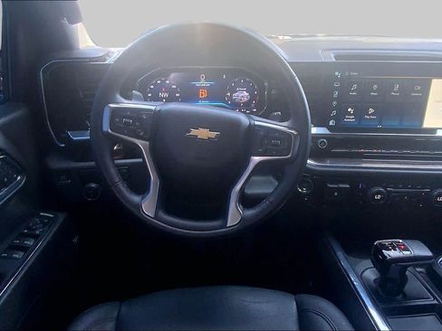 Used 2024 Chevrolet Silverado 1500 LTZ w/ LTZ Convenience Package II RWD image 6