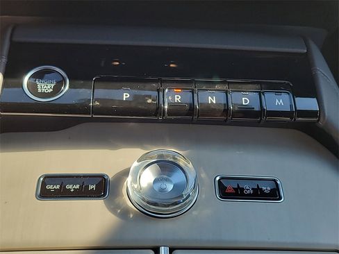 New 2025 Lincoln Navigator Reserve w/ Jet Appearance Package image 27