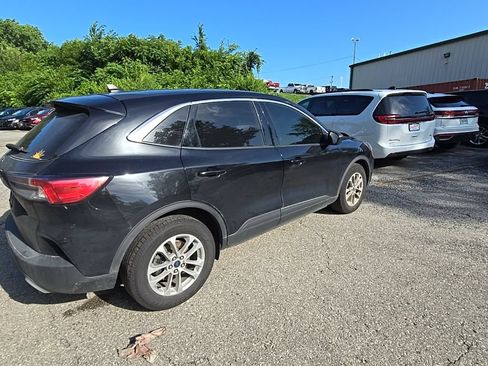 Used 2022 Ford Escape SE w/ Convenience Package FWD image 8
