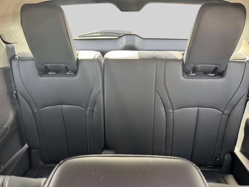 Used 2025 INFINITI QX60 Luxe w/ Vision Package AWD/4WD image 12
