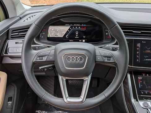 Used 2025 Audi Q7 3.0T Prestige AWD/4WD image 8