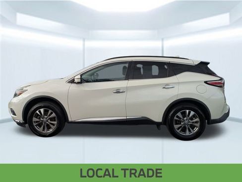 Used 2018 Nissan Murano SV image 2