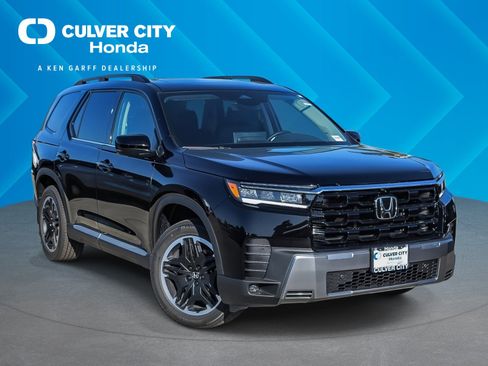 New 2026 Honda Pilot Touring image 1