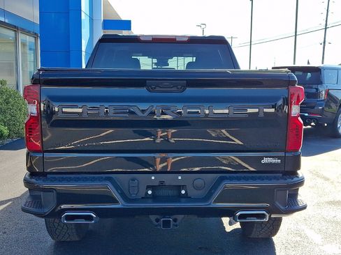 Used 2026 Chevrolet Silverado 1500 Custom Trail Boss w/ LPO, Dark Essentials Package AWD/4WD image 5
