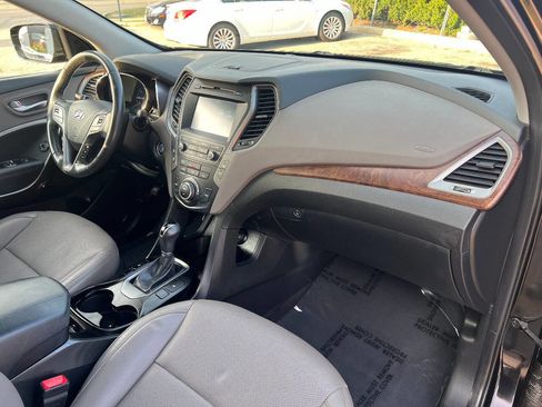 Used 2018 Hyundai Santa Fe Sport 2.0T AWD/4WD image 28