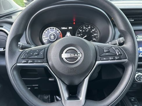 Certified 2024 Nissan Kicks SV image 41