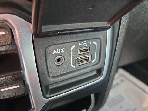 Used 2023 Jeep Gladiator Mojave w/ Cold Weather Group AWD/4WD image 67