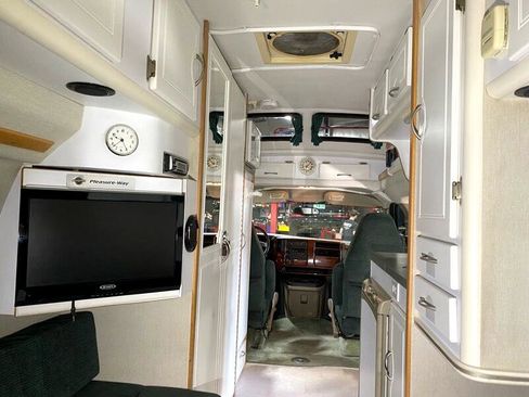 Used 2003 Chevrolet Express 3500 Extended image 37