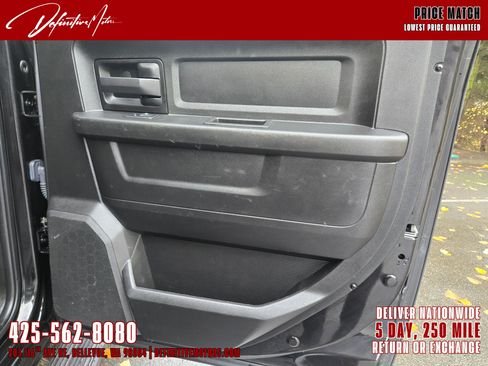 Used 2018 RAM 3500 Tradesman w/ Chrome Appearance Group image 28