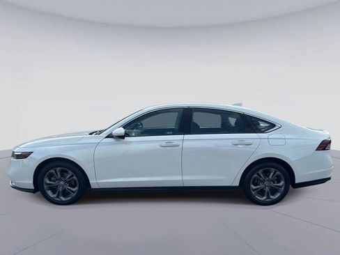 Certified 2024 Honda Accord EX image 7