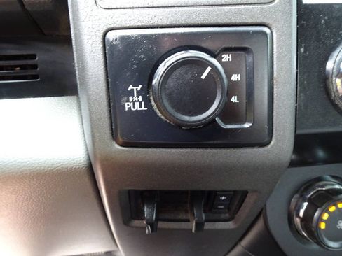 Used 2020 Ford F250 XL w/ STX Appearance Package AWD/4WD image 27