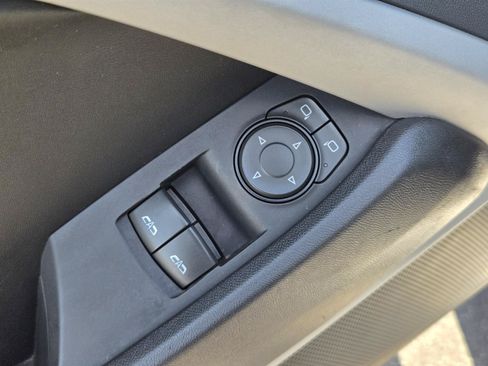 Used 2020 Chevrolet Camaro LT RWD image 18