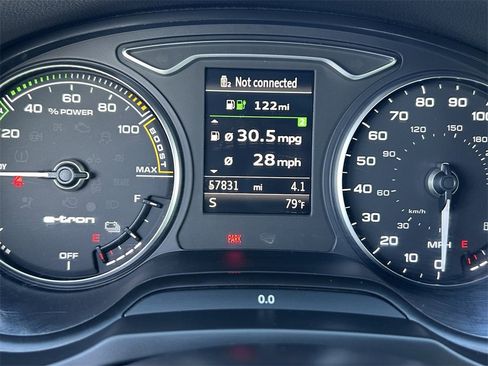 Used 2017 Audi A3 e-tron Premium image 30