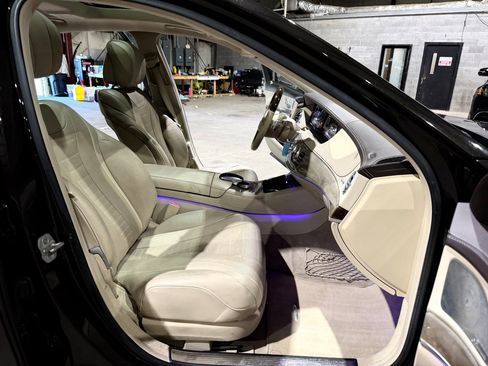 Used 2015 Mercedes-Benz S 550 Sedan image 25