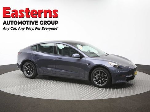 Used 2023 Tesla Model 3 Standard Range RWD image 42