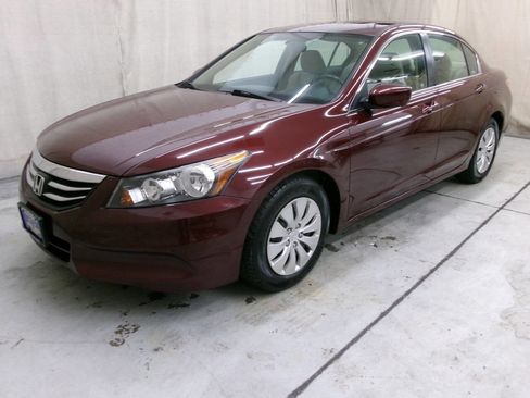 Used 2011 Honda Accord LX image 1