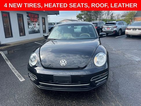 Used 2019 Volkswagen Beetle 2.0T SE FWD image 3