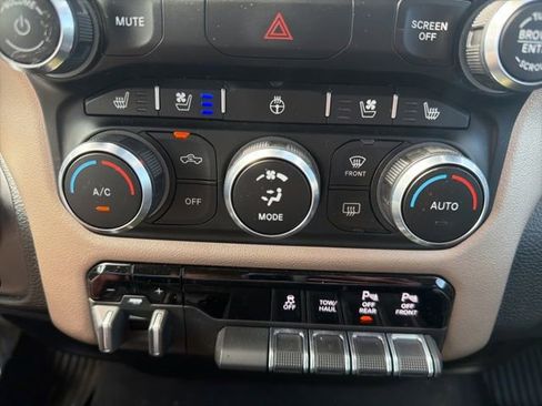 Used 2021 RAM 1500 Laramie w/ Off Road Group AWD/4WD image 38
