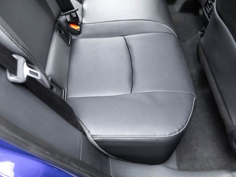 Used 2024 Toyota Corolla Cross XLE image 34