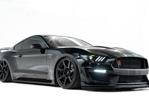 Used 2018 Ford Mustang Shelby GT350R w/ GT350R Equipment Group 920A image 6