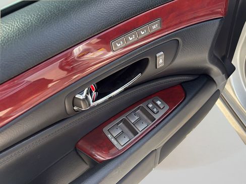 Used 2012 Lexus LS 460 L w/ Luxury Pkg RWD image 20