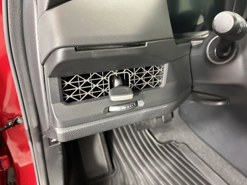 Certified 2025 Honda Accord SE image 26