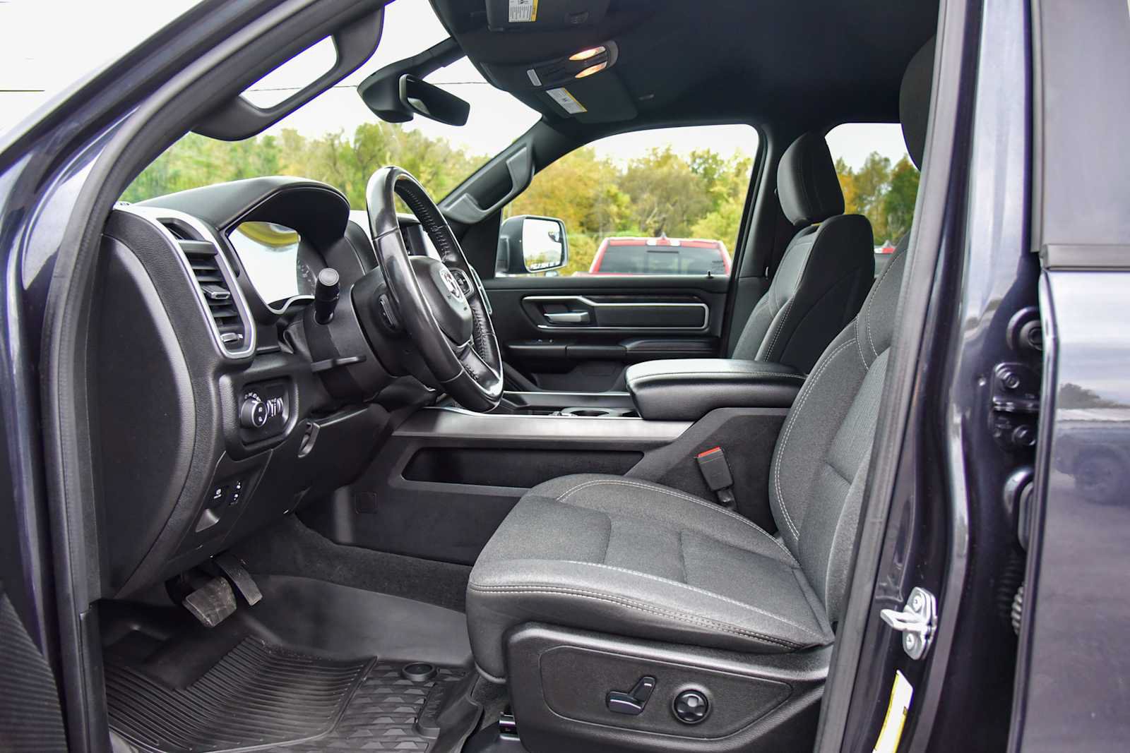 Certified 2019 RAM 1500 Big Horn AWD/4WD image 14