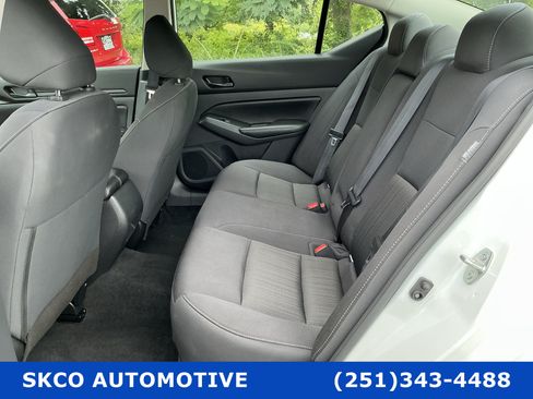 Used 2024 Nissan Altima 2.5 S FWD image 14