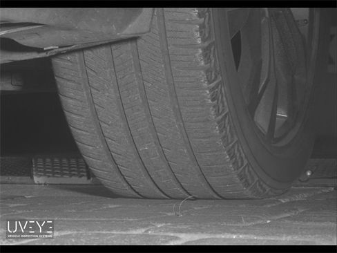 Used 2017 Cadillac XT5 Premium Luxury image 16