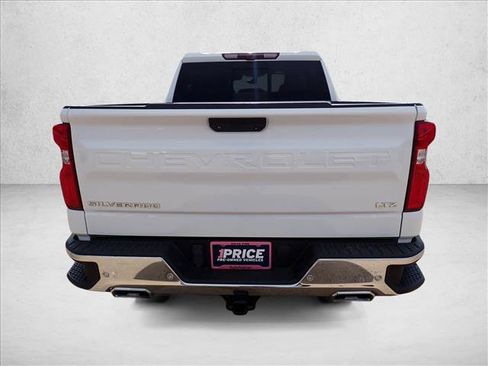 Used 2022 Chevrolet Silverado 1500 LTZ w/ Technology Package AWD/4WD image 3