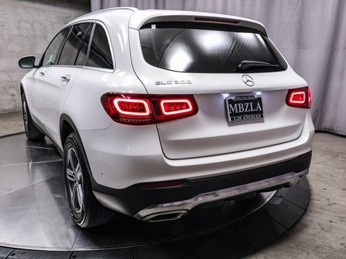 Used 2021 Mercedes-Benz GLC 300 image 8