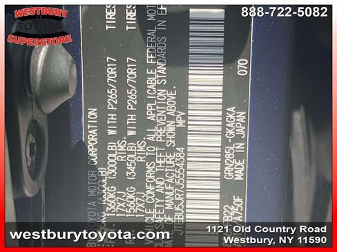 Used 2018 Toyota 4Runner SR5 AWD/4WD image 21