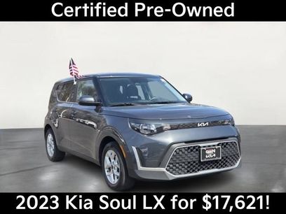 Used 2023 Kia Soul LX w/ LX Technology Package