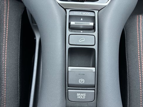 Certified 2026 Honda HR-V Sport image 39