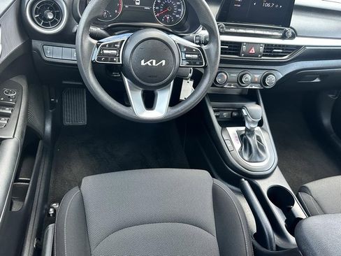 Used 2024 Kia Forte LXS image 8