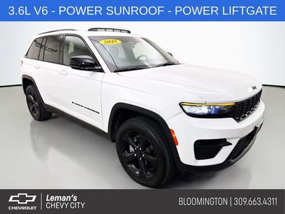 Used 2025 Jeep Grand Cherokee Altitude