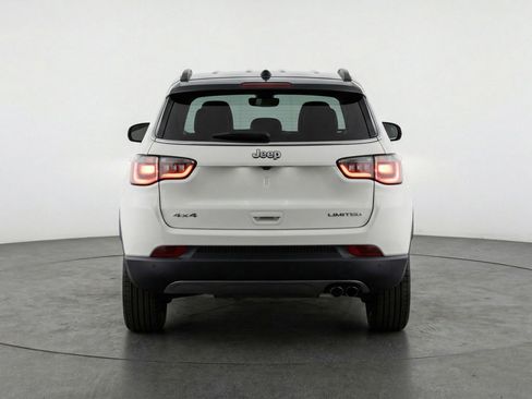 Used 2025 Jeep Compass Limited image 7
