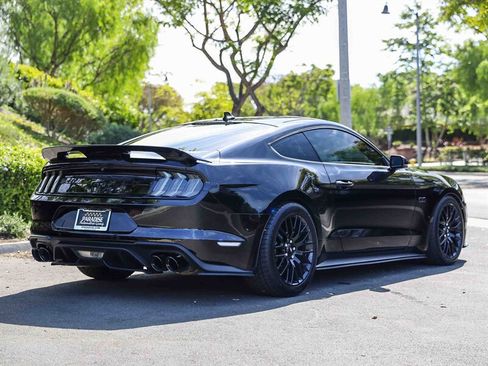 Used 2020 Ford Mustang GT Premium w/ GT Performance Package RWD image 5