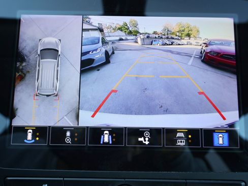 Used 2022 Chevrolet Equinox LT image 51