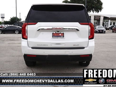 Used 2021 GMC Yukon XL SLT w/ SLT Luxury Package AWD/4WD image 41