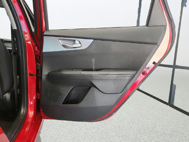 Certified 2023 Kia Forte LXS w/ LXS Technology Package FWD image 25