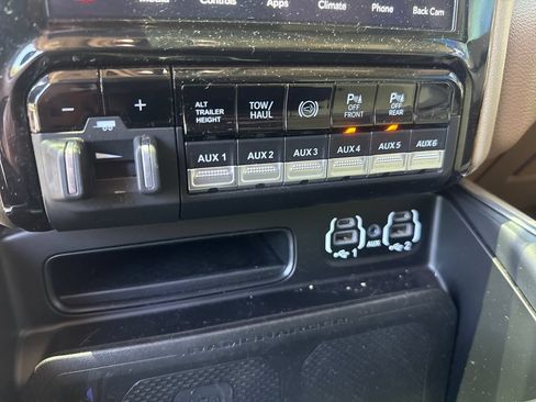Used 2021 RAM 2500 Laramie AWD/4WD image 22