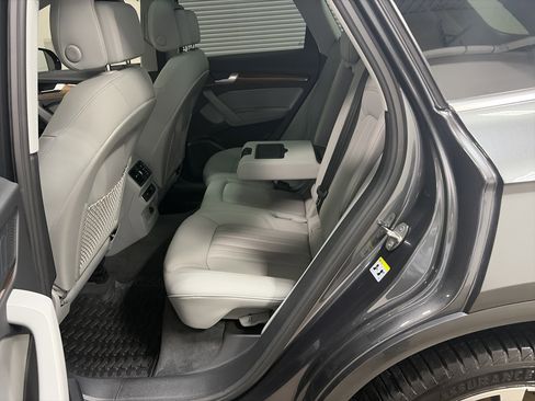 Certified 2022 Audi Q5 2.0T Premium Plus AWD/4WD image 26