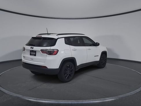 New 2026 Jeep Compass Latitude AWD/4WD image 14