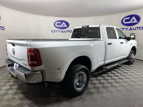 Used 2024 RAM 3500 Tradesman w/ Towing Technology Group image 3