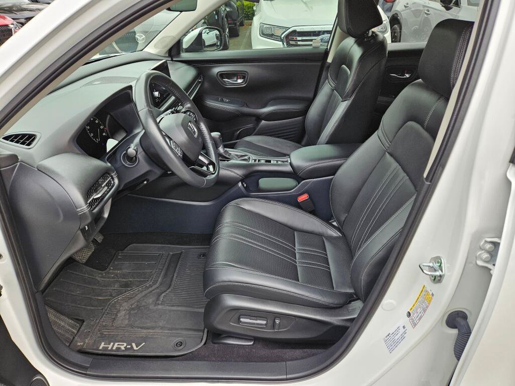 Used 2023 Honda HR-V EX-L image 15