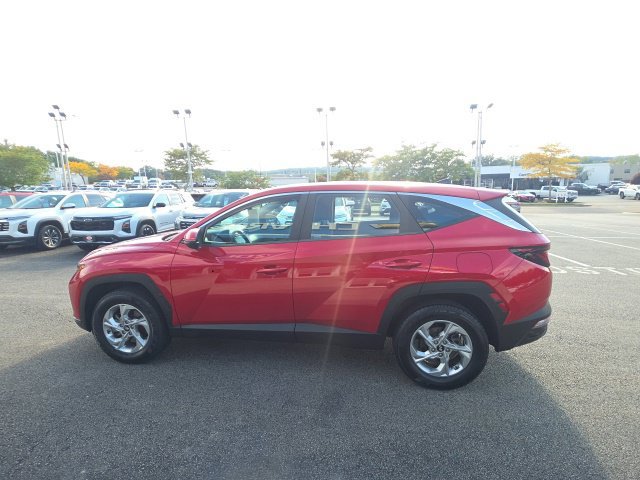 Used 2022 Hyundai Tucson SE w/ Cargo Package AWD/4WD image 5