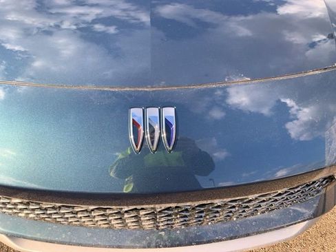 New 2026 Buick Envista Avenir image 10