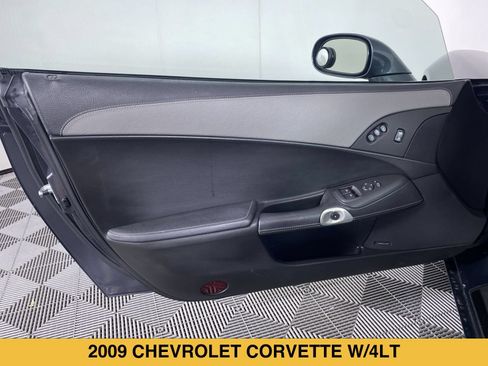 Used 2009 Chevrolet Corvette Convertible w/ Preferred Equipment Group RWD image 10