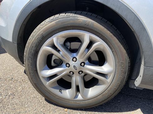 Used 2014 Ford Explorer Limited image 7